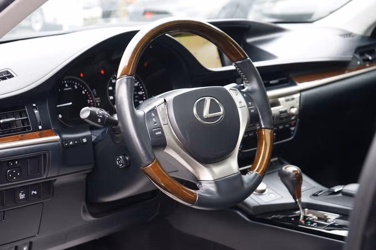 2014 Lexus ES 350 Base Image 11
