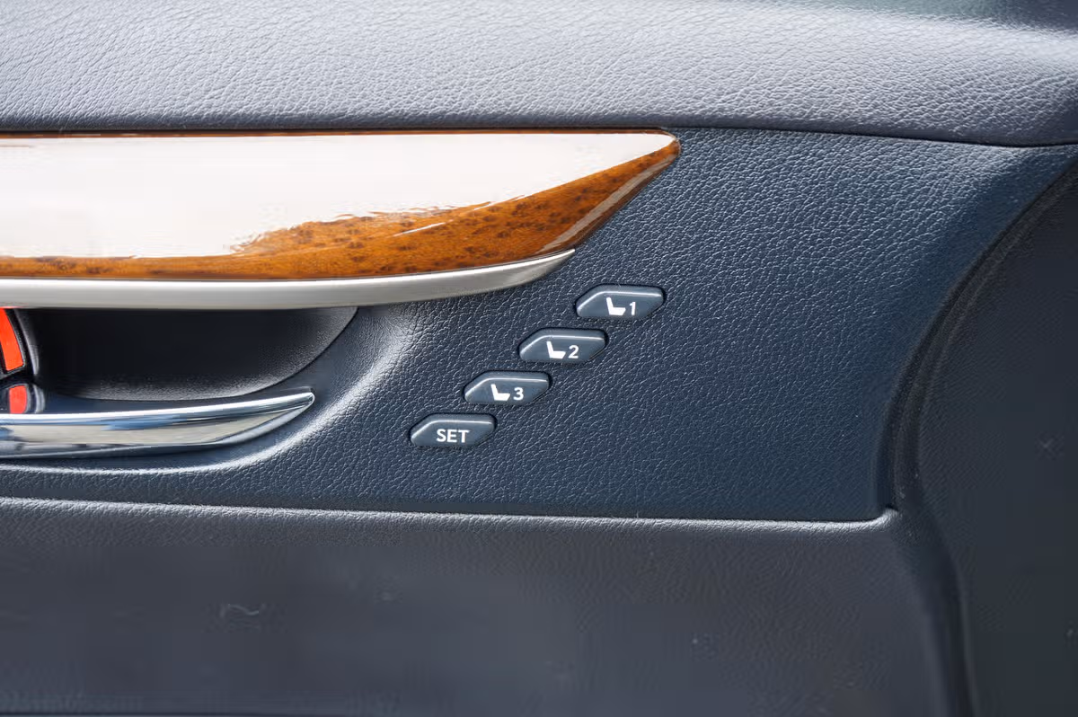 2014 Lexus ES 350 Base Image 13