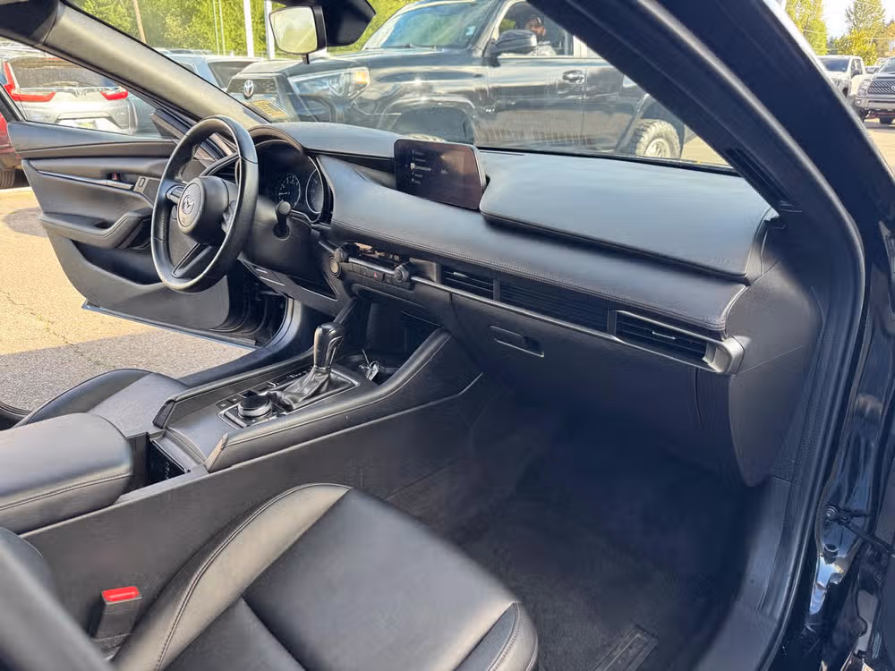 2022 Mazda 3 Hatchback Select Image 15