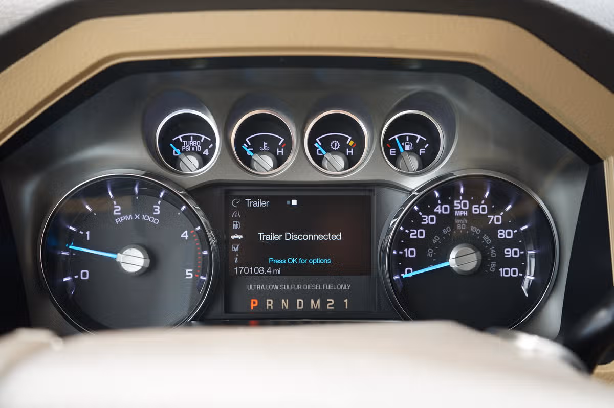 2015 Ford F-350 Super Duty Lariat Crew Cab Image 19
