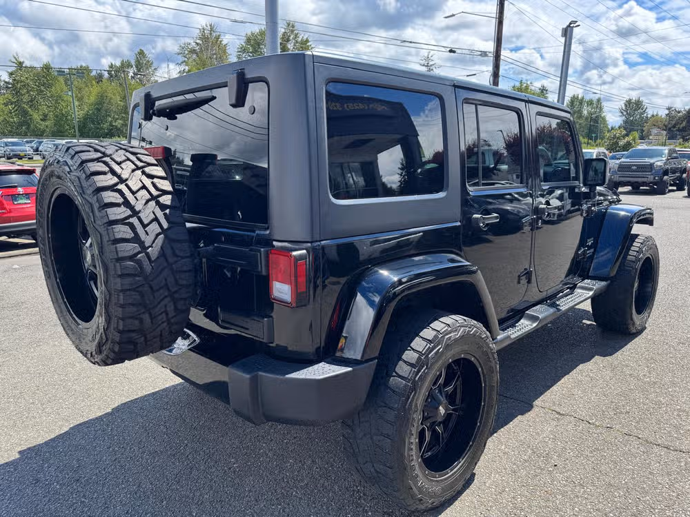 2018 Jeep Wrangler JK Unlimited Sahara Image 8
