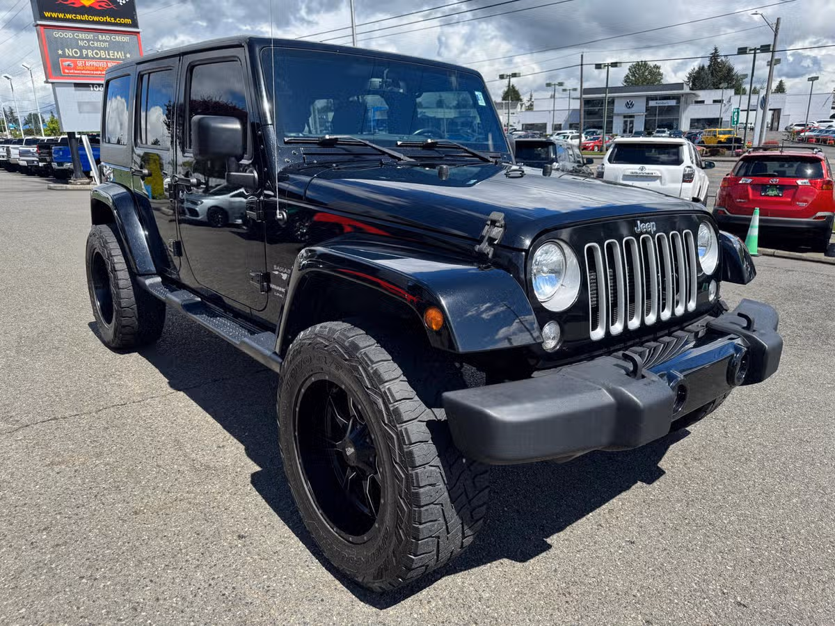 2018 Jeep Wrangler JK Unlimited Sahara Image 3