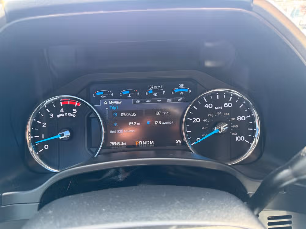 2020 Ford F-350 Super Duty Lariat Crew Cab Image 22