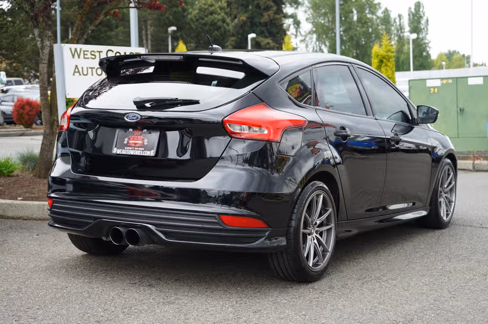 2018 Ford Focus ST Image 5