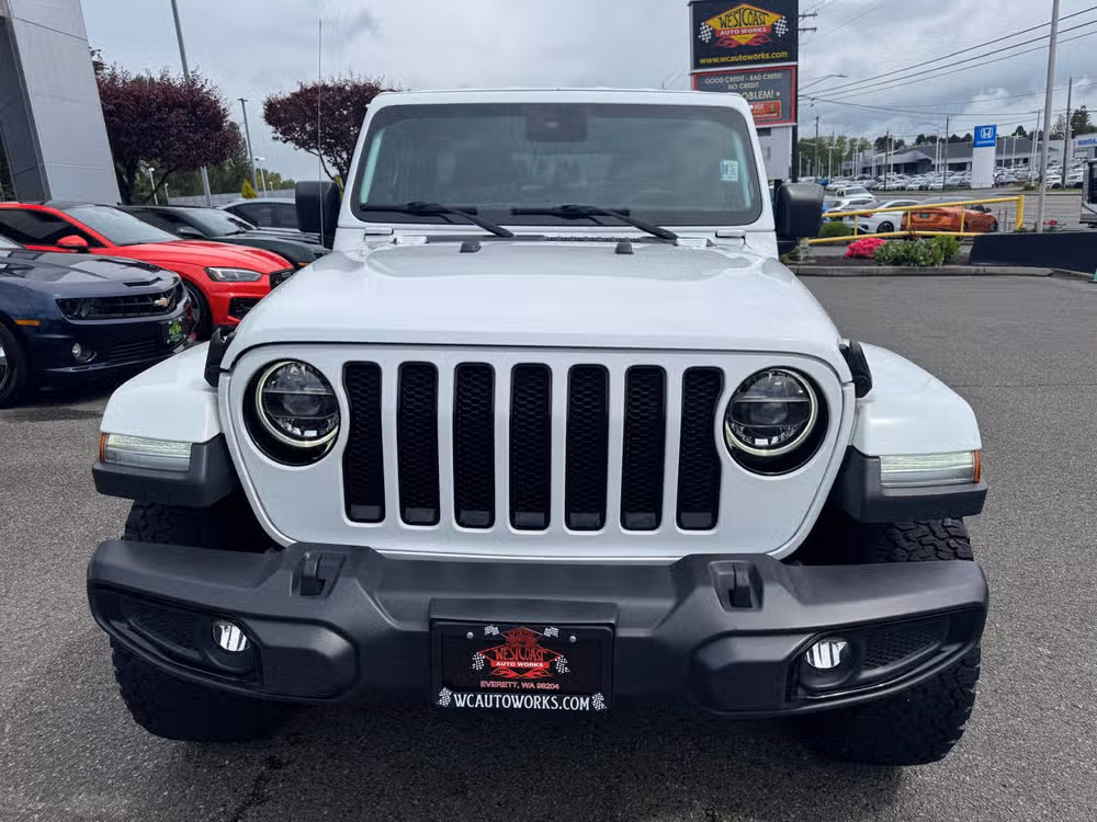 2019 Jeep Wrangler Unlimited Sahara Altitude Image 8