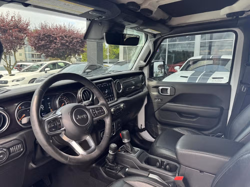 2019 Jeep Wrangler Unlimited Sahara Altitude Image 10