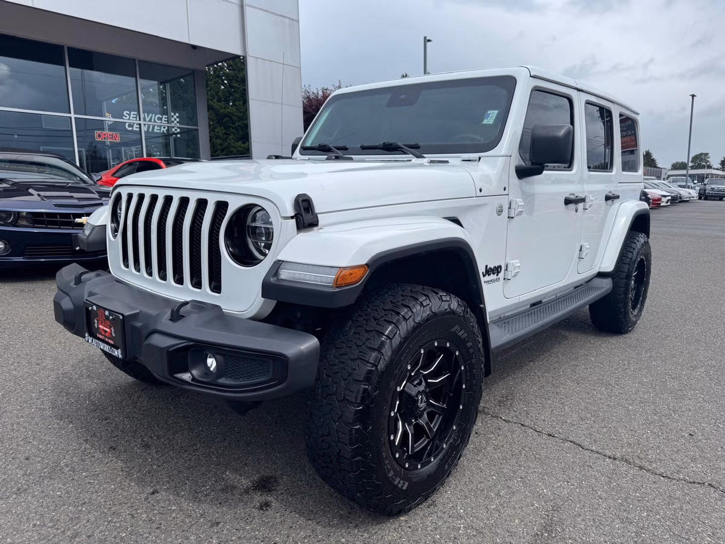 2019 Jeep Wrangler Unlimited Sahara Altitude Image 1