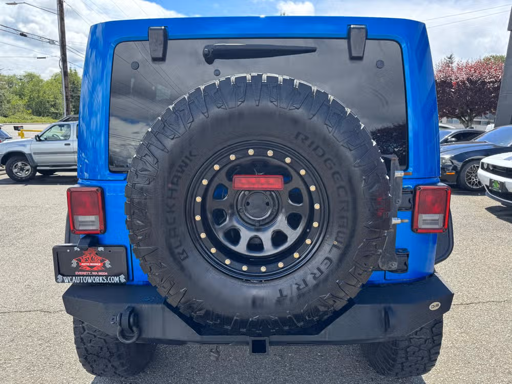 2015 Jeep Wrangler Unlimited Sahara Image 19