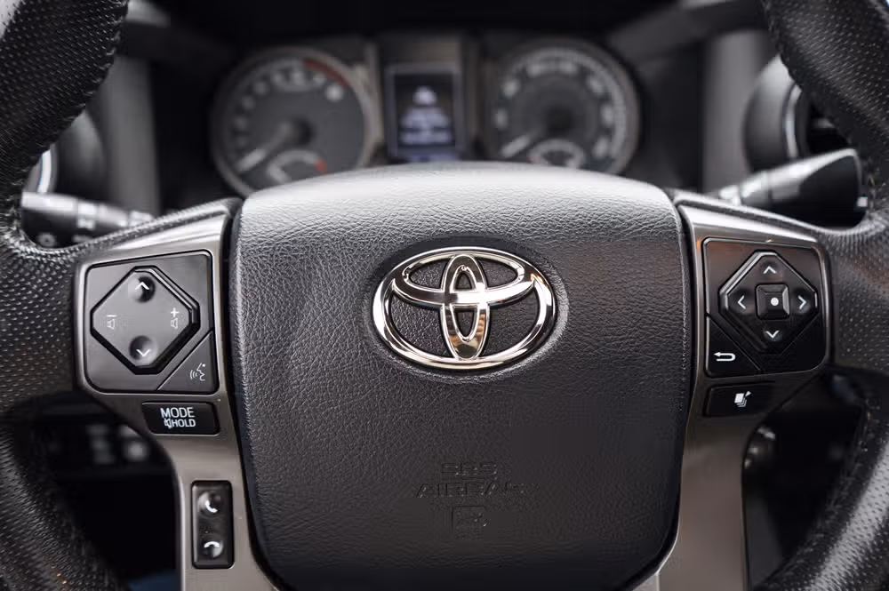 2017 Toyota Tacoma TRD Off-Road Double Cab Image 25
