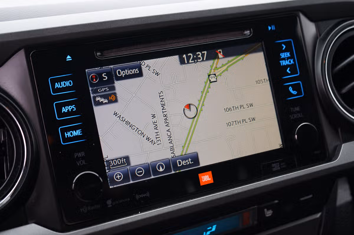 2017 Toyota Tacoma TRD Off-Road Double Cab Image 19