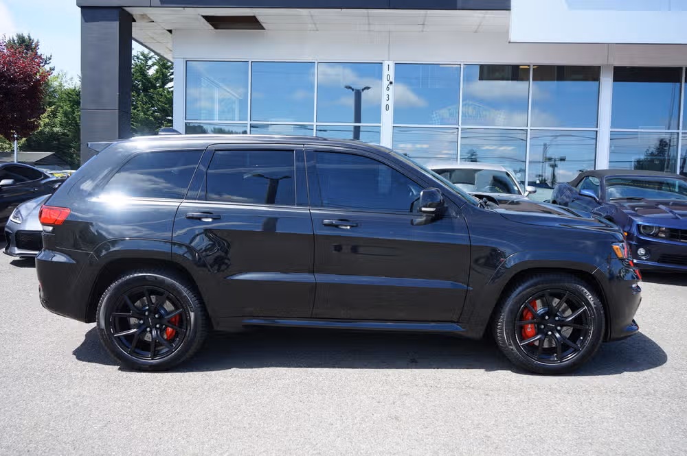 2015 Jeep Grand Cherokee SRT Image 6