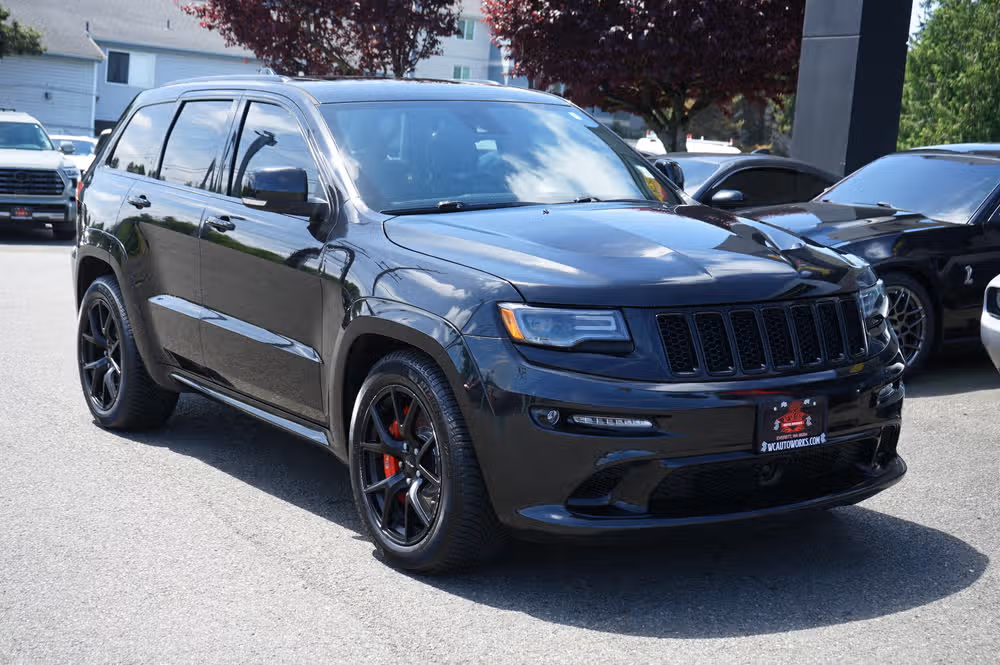 2015 Jeep Grand Cherokee SRT Image 7