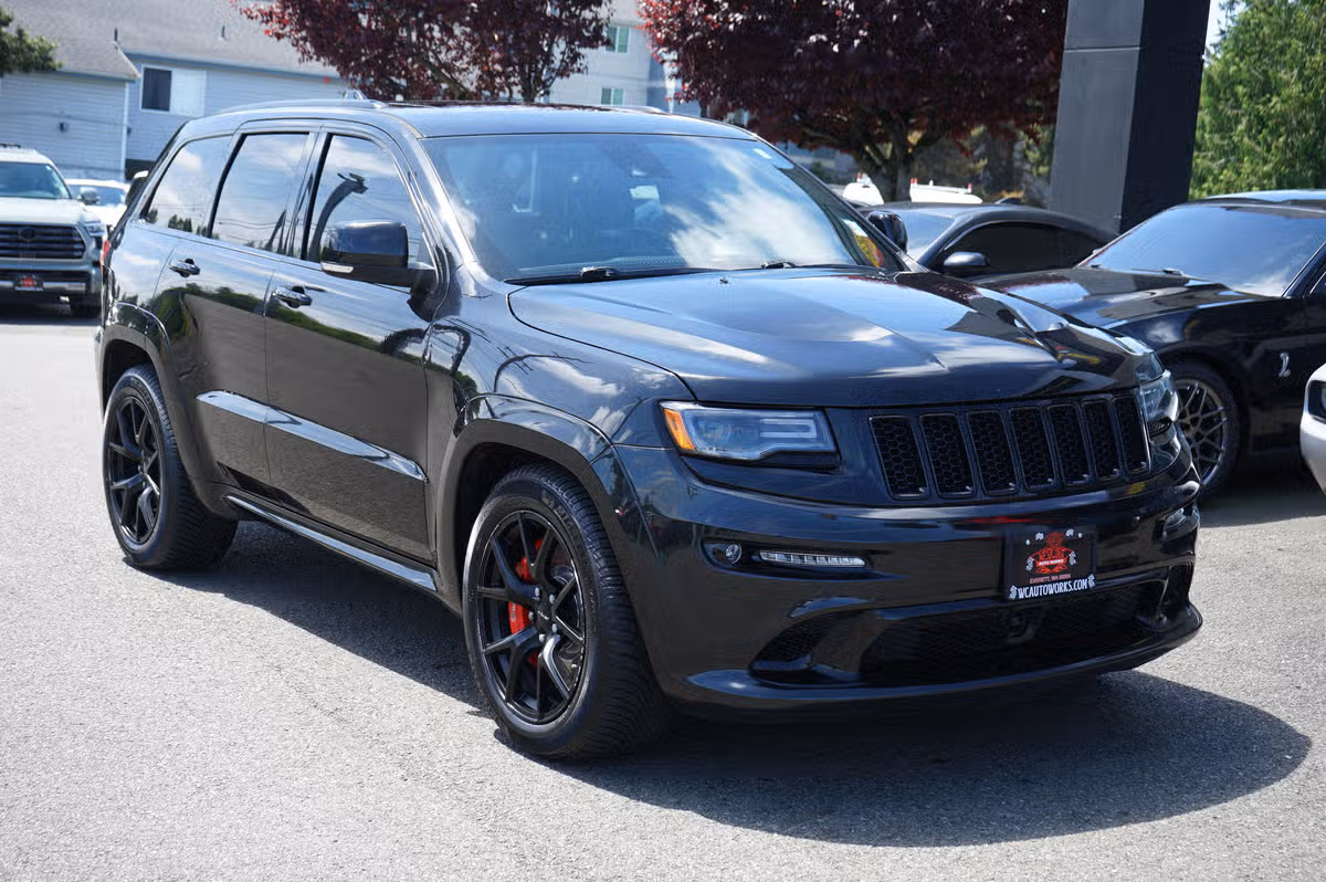 2015 Jeep Grand Cherokee SRT Image 7