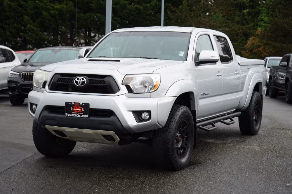 2013 Toyota Tacoma V6 Double Cab Image 1