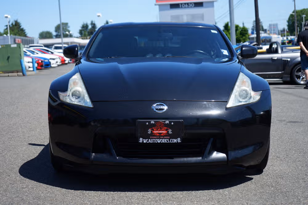 2011 Nissan 370Z TOURING COUPE 2D Image 8