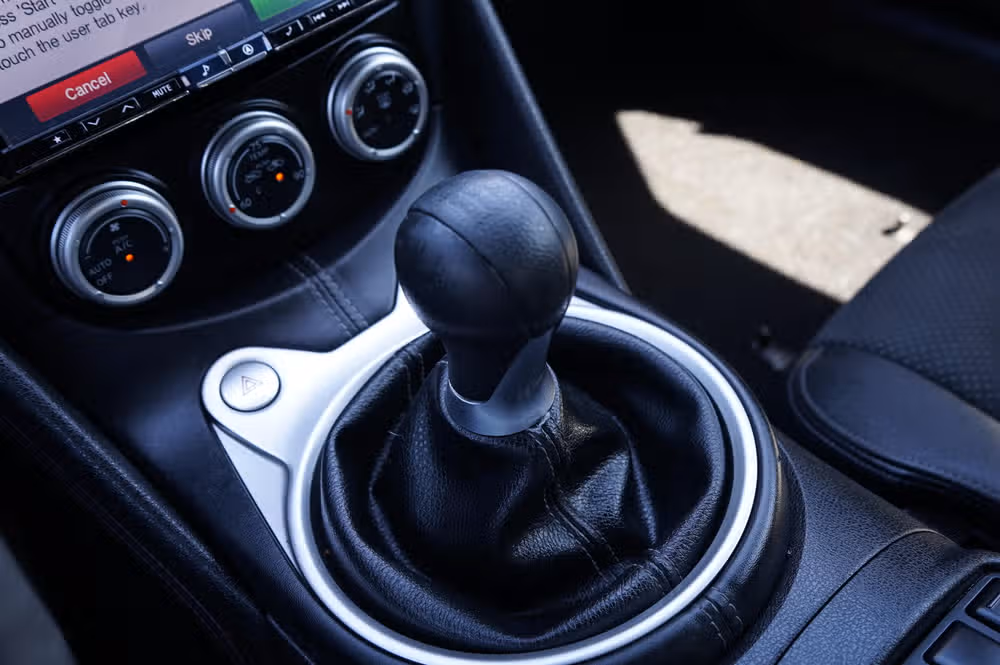 2011 Nissan 370Z TOURING COUPE 2D Image 17