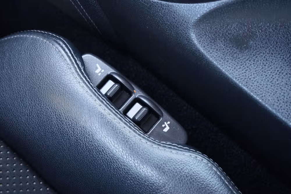 2011 Nissan 370Z TOURING COUPE 2D Image 19