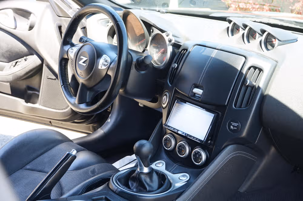 2011 Nissan 370Z TOURING COUPE 2D Image 23