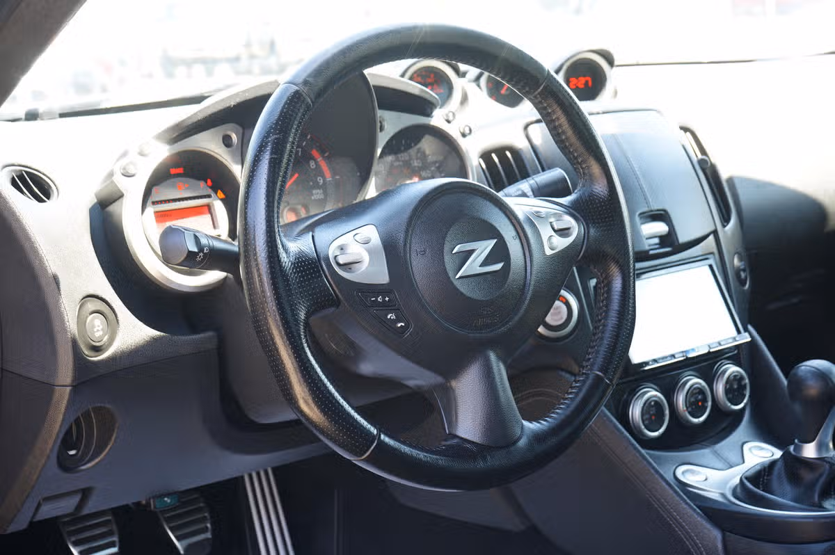 2011 Nissan 370Z TOURING COUPE 2D Image 11