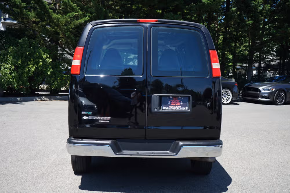 2012 Chevrolet Express 2500 Cargo Image 4