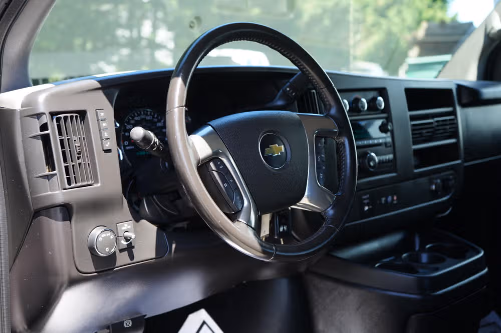 2012 Chevrolet Express 2500 Cargo Image 9