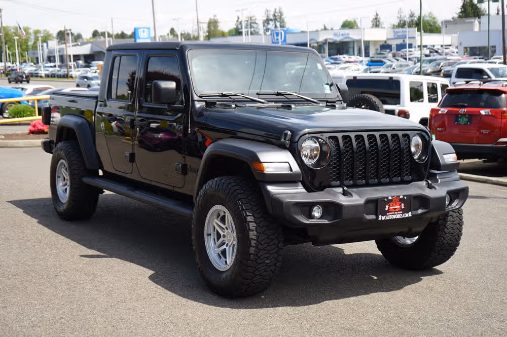 2020 Jeep Gladiator SPORT S PICKUP 4D 5 FT Crew Cab Image 8
