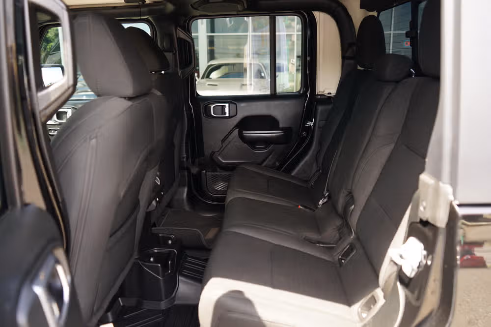 2020 Jeep Gladiator SPORT S PICKUP 4D 5 FT Crew Cab Image 14