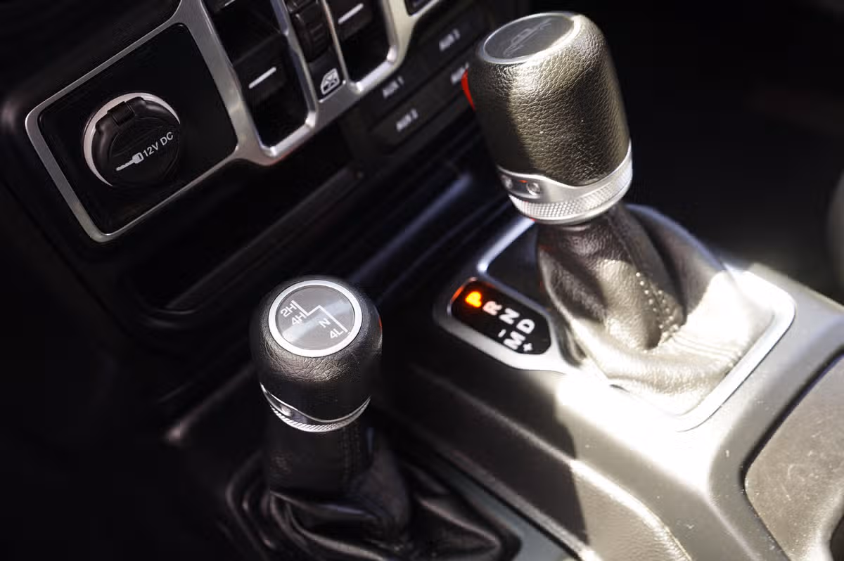2020 Jeep Gladiator SPORT S PICKUP 4D 5 FT Crew Cab Image 19