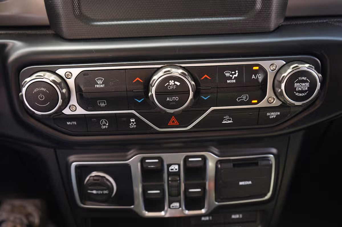 2020 Jeep Gladiator SPORT S PICKUP 4D 5 FT Crew Cab Image 20