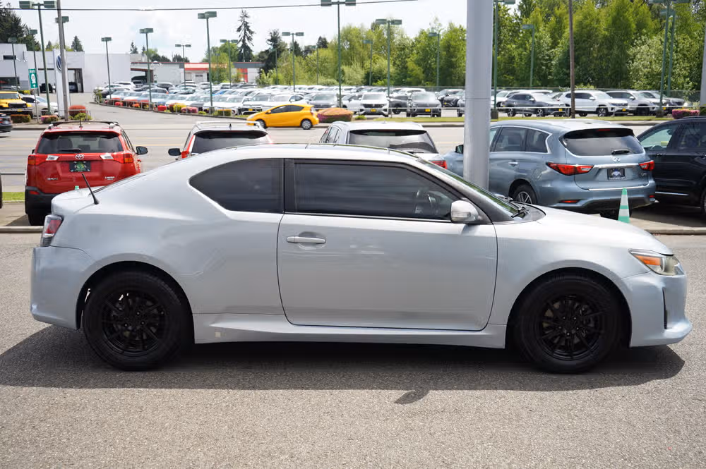 2014 Scion tC 10 Series Image 6