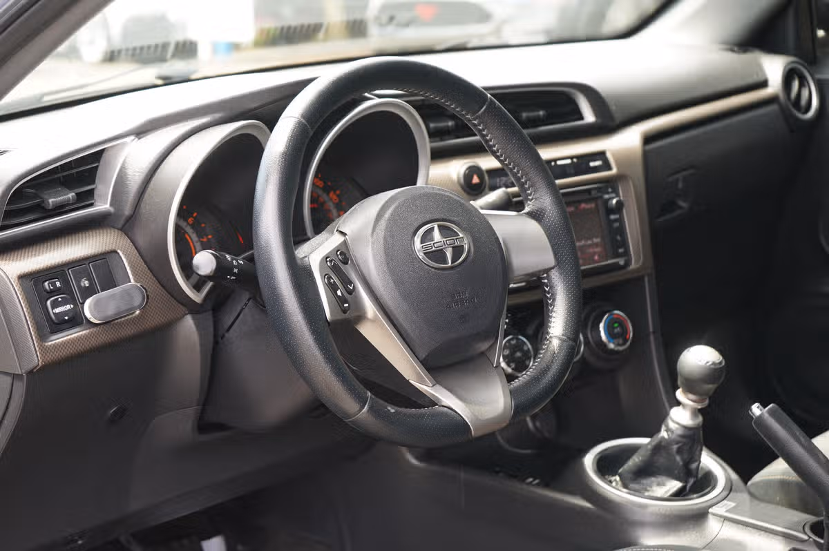 2014 Scion tC 10 Series Image 16