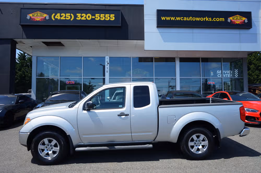 2007 Nissan Frontier SE PICKUP 2D 6 FT King Cab Image 2