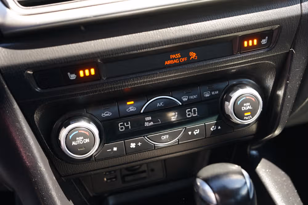 2018 Mazda 3 Touring Image 17