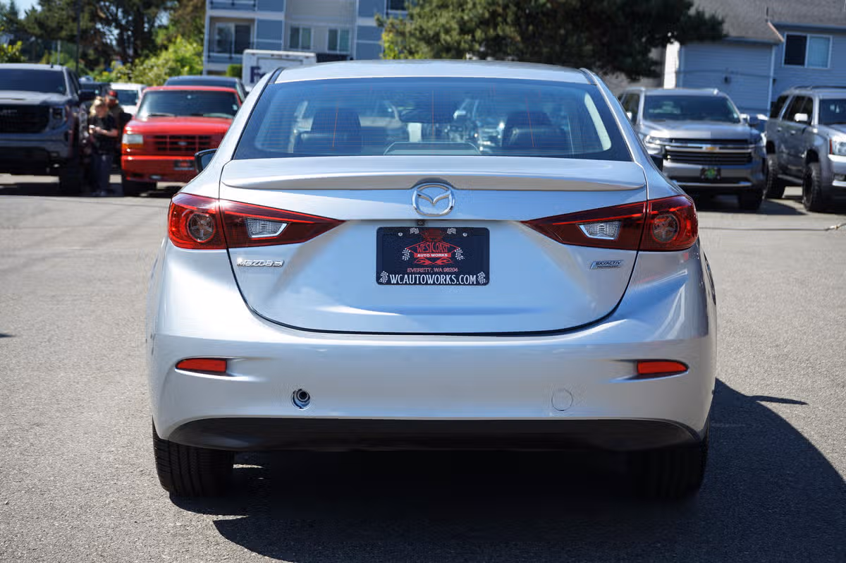 2018 Mazda 3 Touring Image 4