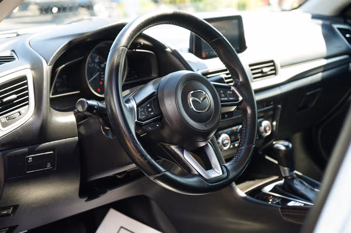 2018 Mazda 3 Touring Image 10