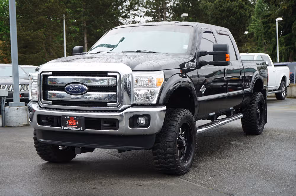 2015 Ford F-350 Super Duty LARIAT PICKUP 4D 8 FT Crew Cab Image 1