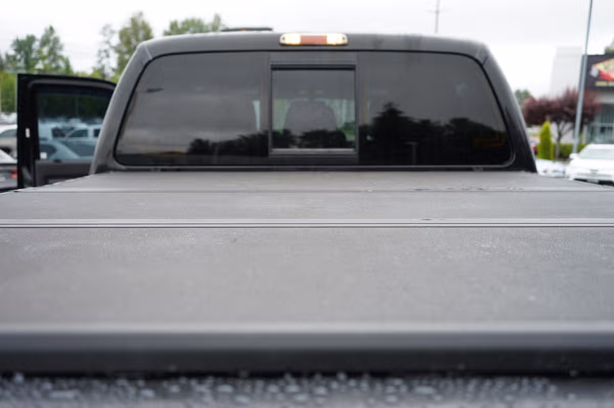 2015 Ford F-350 Super Duty LARIAT PICKUP 4D 8 FT Crew Cab Image 11