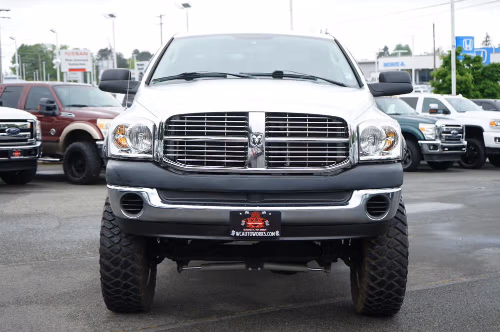 2007 Dodge Ram 2500 ST PICKUP 4D 6 1/4 F Quad Cab Image 8
