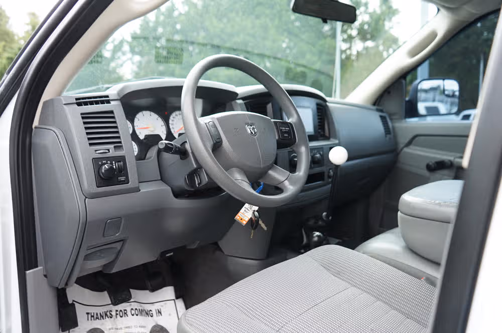 2007 Dodge Ram 2500 ST PICKUP 4D 6 1/4 F Quad Cab Image 11