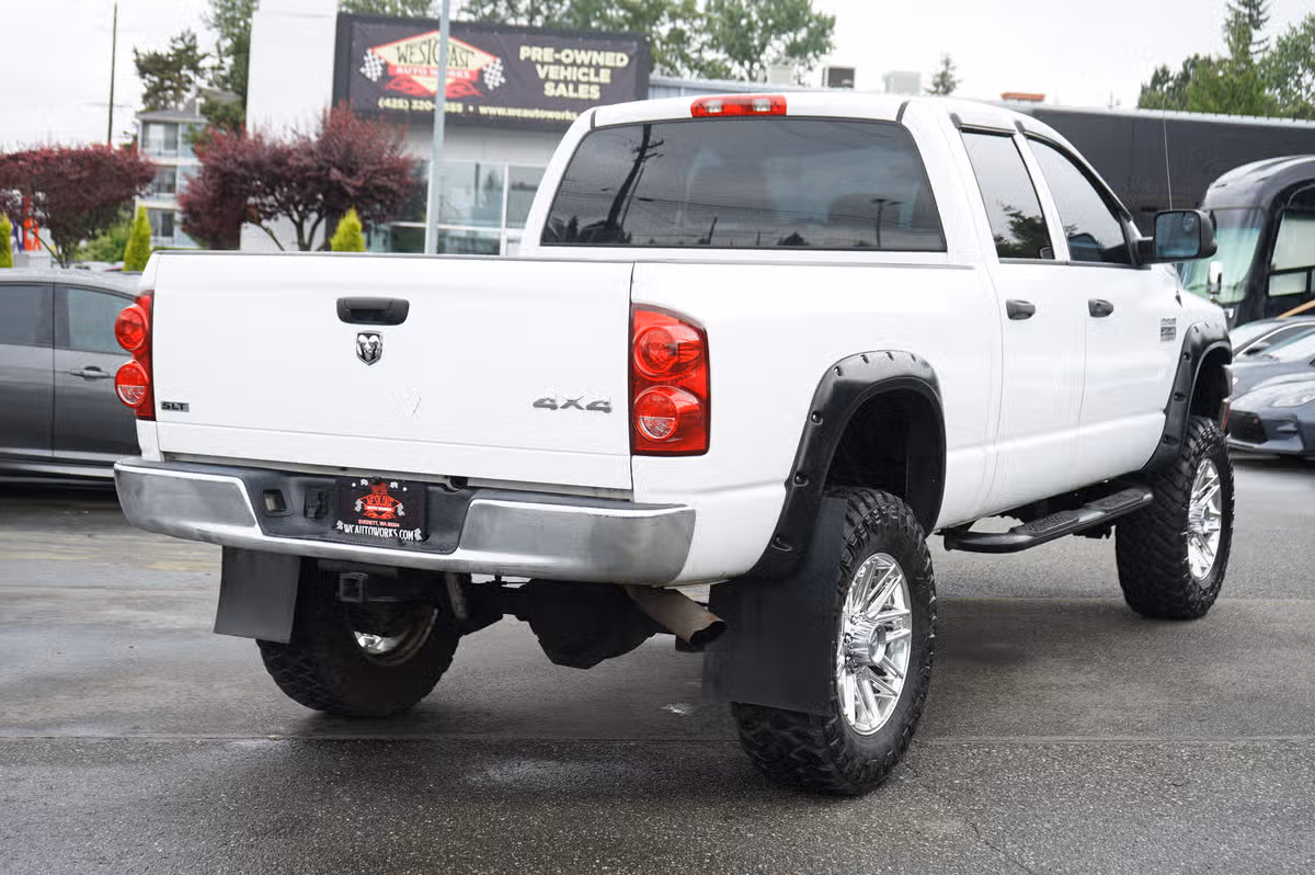 2007 Dodge Ram 2500 ST PICKUP 4D 6 1/4 F Quad Cab Image 5