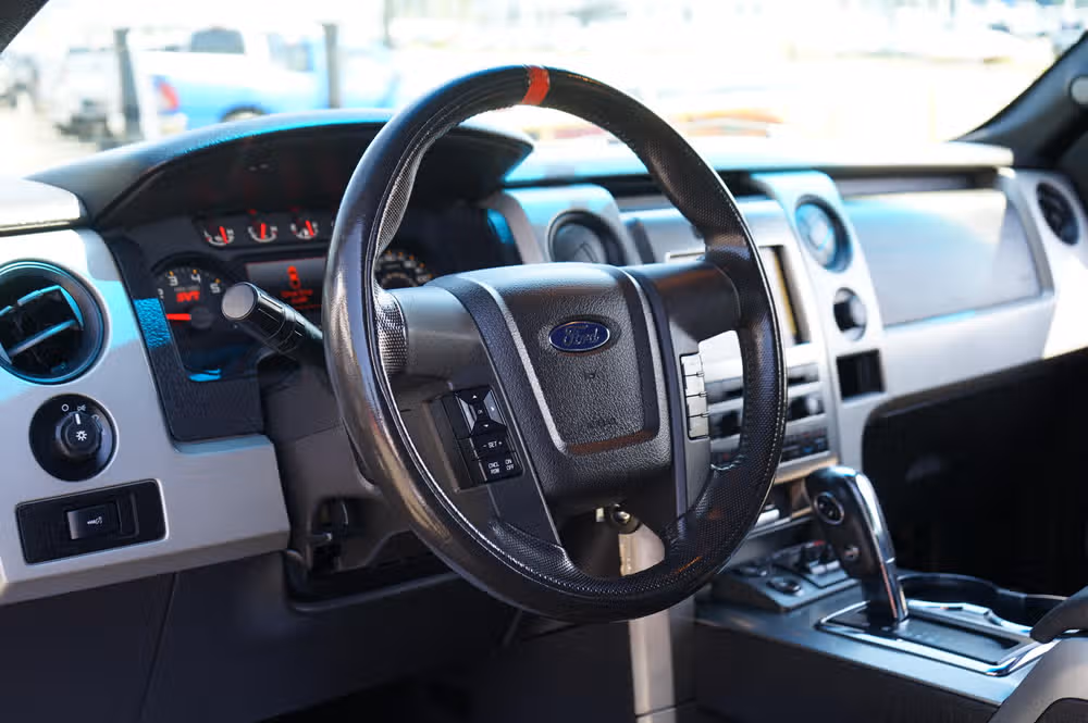 2012 Ford F-150 SVT Raptor SuperCrew Image 12