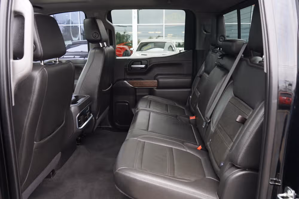 2020 GMC Sierra 1500 Denali Crew Cab Image 18