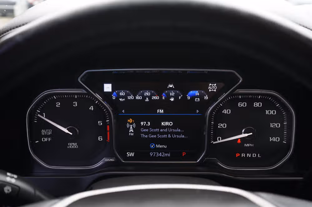 2020 GMC Sierra 1500 Denali Crew Cab Image 23
