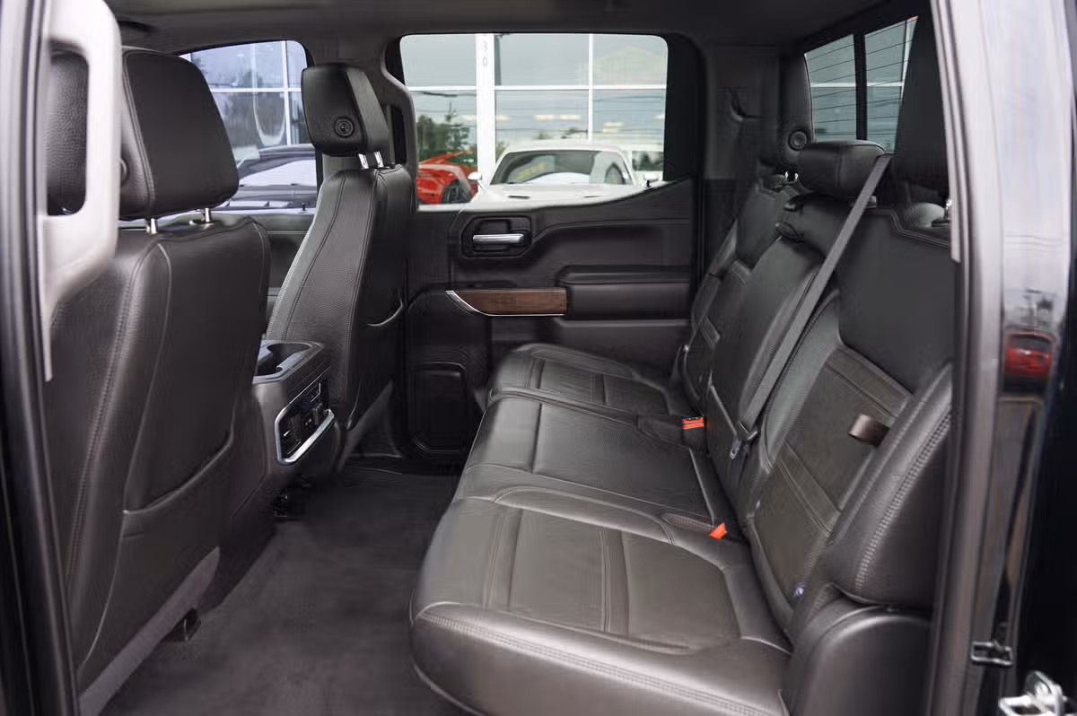 2020 GMC Sierra 1500 Denali Crew Cab Image 18