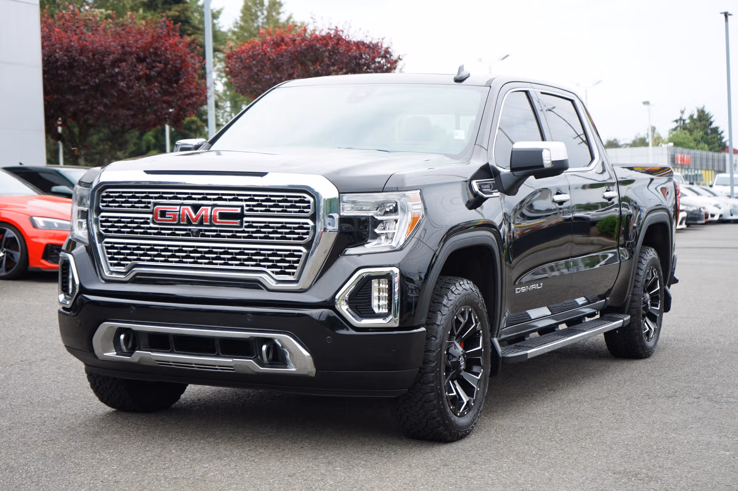 2020 GMC Sierra 1500 Denali Crew Cab Image 1