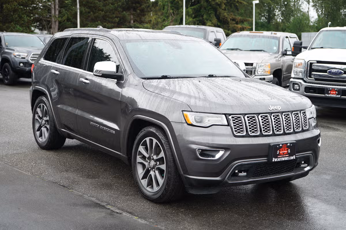 2017 Jeep Grand Cherokee Overland Image 7