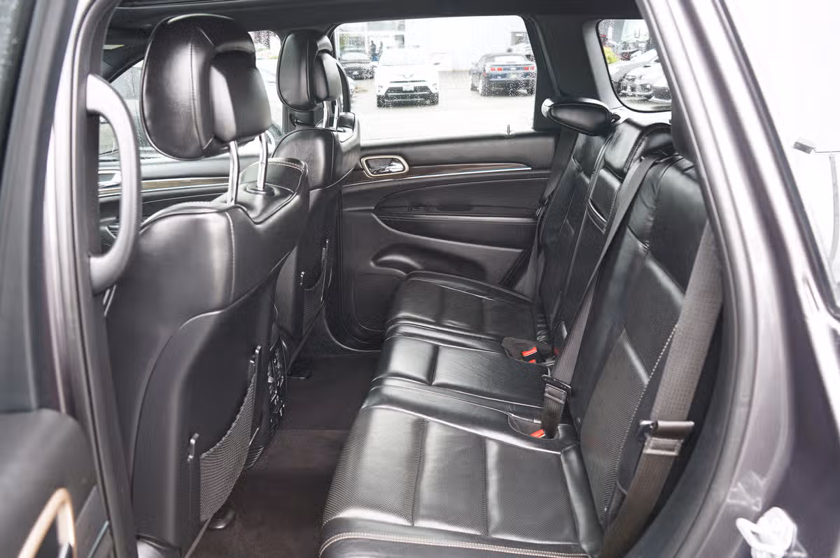 2017 Jeep Grand Cherokee Overland Image 15