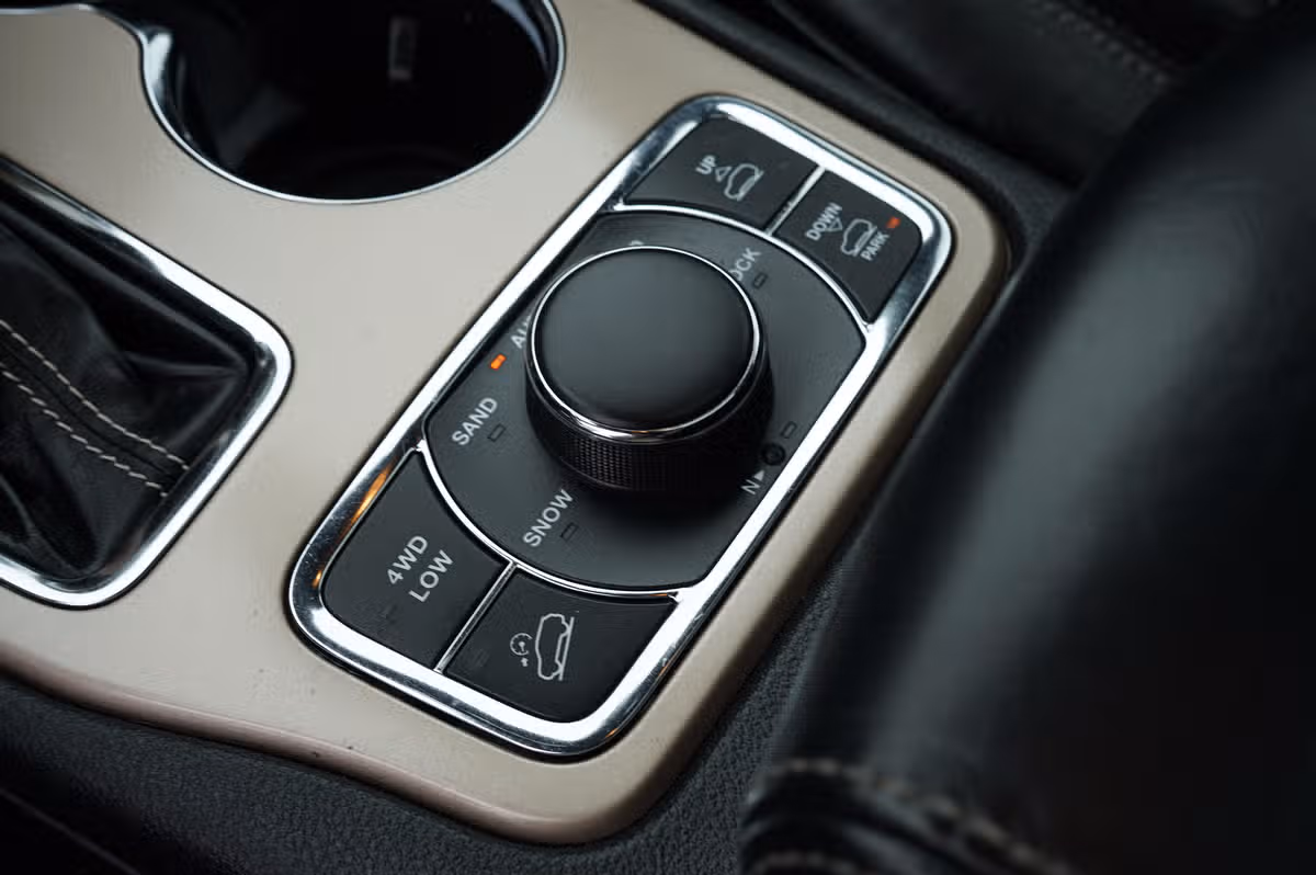 2017 Jeep Grand Cherokee Overland Image 22