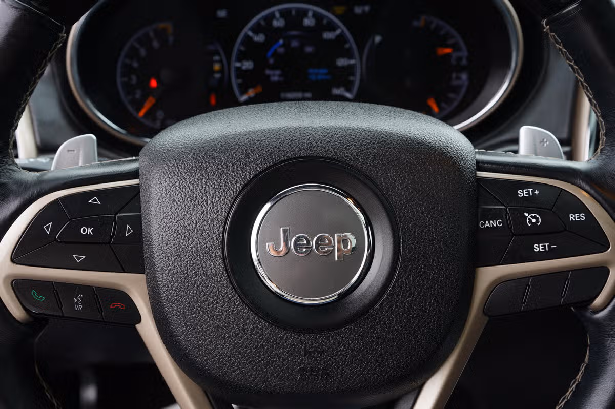 2017 Jeep Grand Cherokee Overland Image 26