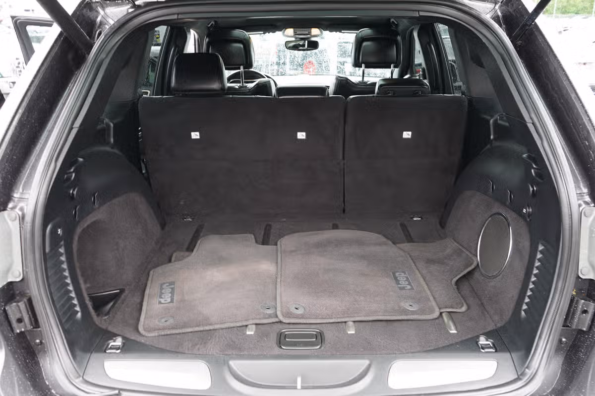 2017 Jeep Grand Cherokee Overland Image 28